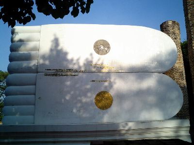 #058 ワット・クン・インタプラムーン(วัดขุนอินทประมูล) ~アーントーン~_c0039685_20221378.jpg