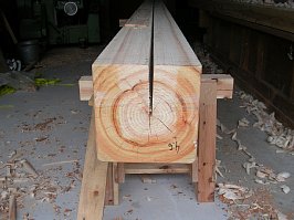 背割り#1 : 大工さんが木造住宅作ってるよ。 背割り#1 : 大工さんが木造住宅作ってるよ。