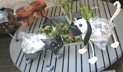 Dog & Cat Planter_b0028917_20225827.jpg