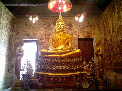 #064 ワット・コ・ケーオ・スッターラーム(วัดเกาะแก้วสุทธาราม) ~ペッチャブリー~_c0039685_1715829.jpg