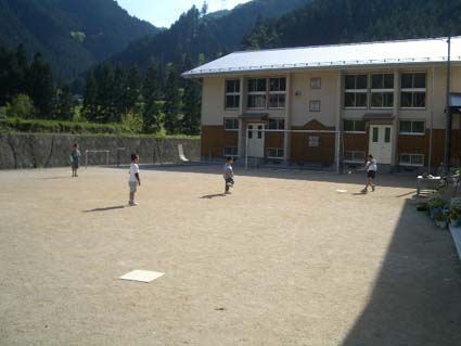田舎パワー 2005.4.26_b0002156_18392596.jpg