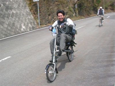 BikeE　に乗ってみる！_a0014853_3194210.jpg