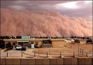 ★砂嵐･･･イラクの巨大砂嵐が街を飲み込む写真　(゜゜；）ｺﾜ_a0028694_1214733.jpg