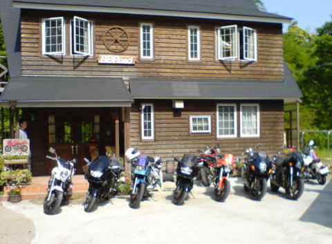 d0042380_2130580.jpg
