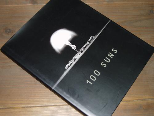 川田喜久治さんが言及されていた写真集\"100 SUNS\"_a0018105_147208.jpg