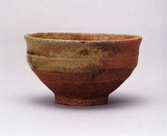 復古 陶磁器 芸術 台の上の鉢 新中国式 古を模倣する 楕円(ばん 復古 陶磁器 芸術 台の上の鉢 新中国式 古を模倣する 楕円(ばん