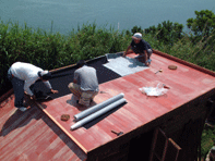 防水作業_b0049318_125341100.gif