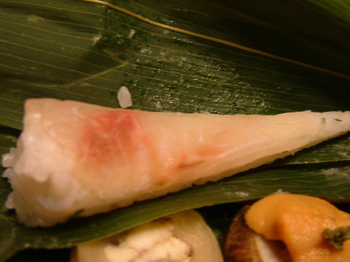 「京都旅行 菊乃井で夕食 いよいよお料理写真」_a0000029_1350549.jpg