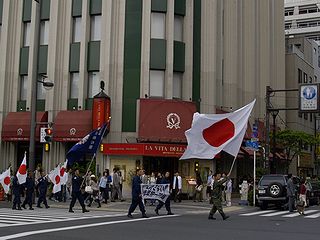 宝くじに望みを賭ける!_c0017199_22215018.jpg