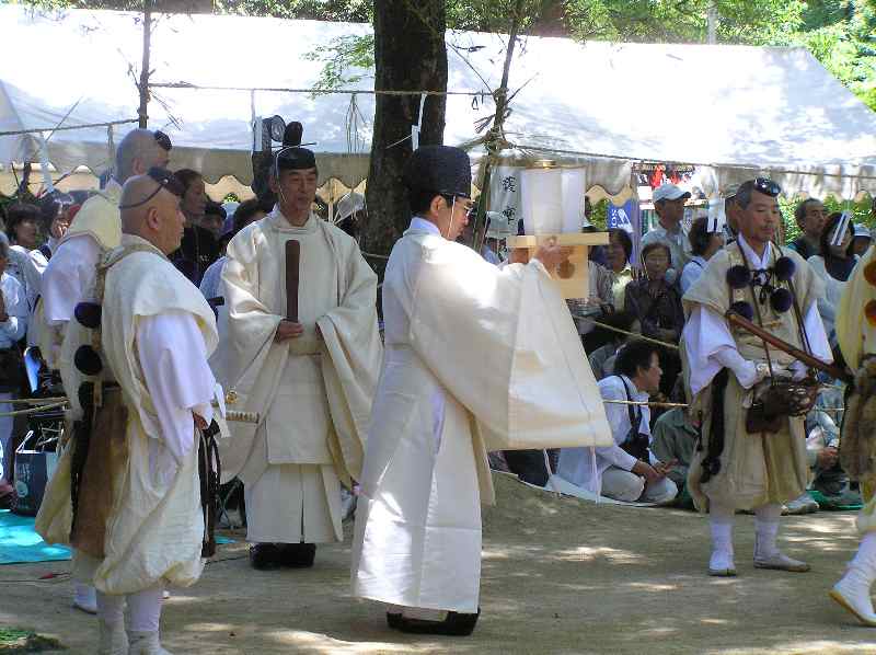 宝満山、竈神社　護摩焚き神事_c0072229_10342836.jpg