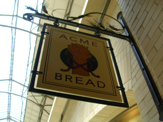 ACME BREAD　いつからCostcoで扱っていたのでしょう？_a0006545_106364.jpg