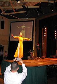 ☆International Night　２００５：Colors of the World☆_d0034394_1831699.jpg