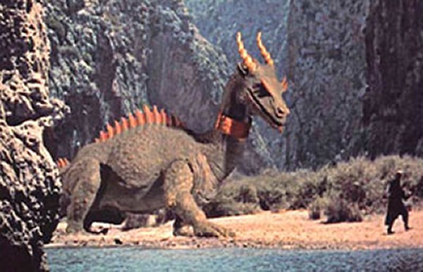 ドラゴン 怪獣ブログ