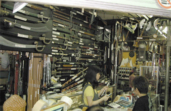 a0008459_044505.gif