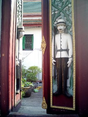 #079 ワット・ラーチャボピット(วัดราชบพิธ) ~バンコク~_c0039685_21235223.jpg