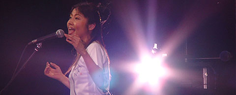 音楽で結ばれた4人の絆を感じた品川公演_d0040134_4384187.jpg