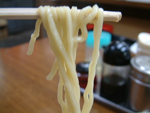「有楽町ガード下 谷ラーメン」_a0000029_11531751.jpg