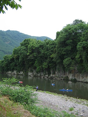 水田風景の中の滝・・・三日月の滝_c0001578_11182467.jpg