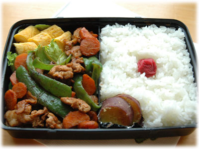 豚肉ピリ辛みそ炒め弁当_d0045116_2359828.jpg