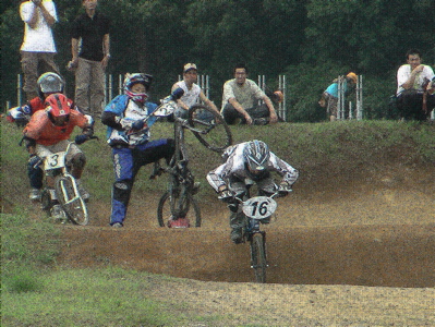 メットスポイラー登場_b0065730_22214399.jpg