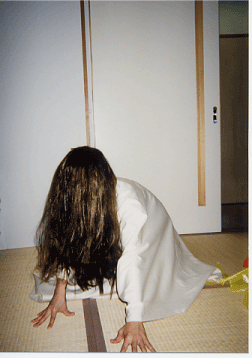 e0008140_21161126.gif