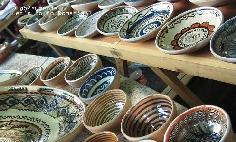 可愛いお皿一挙公開！！ ~ 毎年の陶器市 ~ : ルーマニアへ行こう