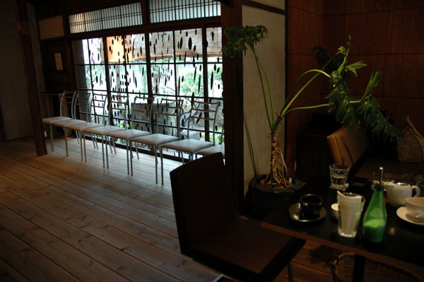 茨木美術環３ 霜山直良 Instability Cafe 百花 Life With D70