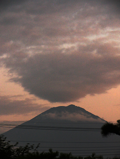 2005.7.12  夕方の富士山_a0008934_0193097.jpg