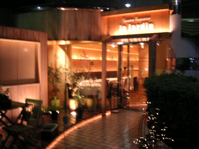 e0004114_11926100.jpg