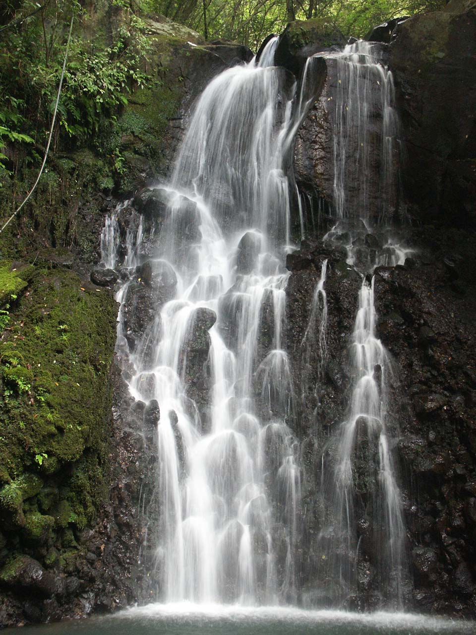 羽門の滝（大分県山香町）_e0006964_11372863.jpg