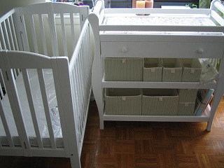 Changing table_c0065015_6285724.jpg