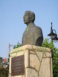 レフカダ島 その1 小泉八雲 ラフカディオ ハーン生誕地 日刊ギリシャ檸檬の森 古代都市を行くタイムトラベラー レフカダ島 その1 小泉八雲 ラフカディオ ハーン生誕地 日刊ギリシャ檸檬の森 古代都市を行くタイムトラベラー