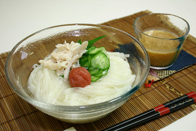 梅ごまだれ　稲庭うどん_c0073879_19431548.jpg