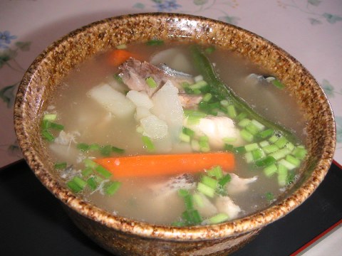 晩ご飯はオリジナル温しゃぶとブリカマ　アラ汁他_b0033423_03857.jpg