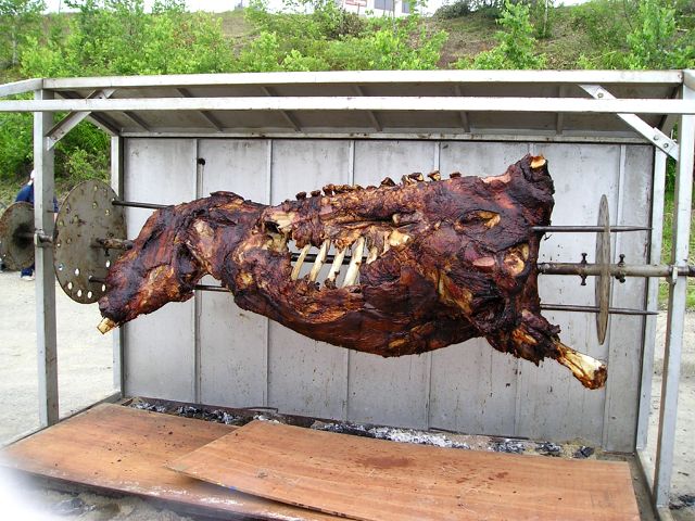 たていわ夏祭り 牛一頭丸焼きだ 会津高原便り ｌａ ｆｏｌｌｉａ から