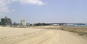 「火垂るの墓」を歩く(5)香櫨園浜と回生病院_b0063958_2112636.jpg