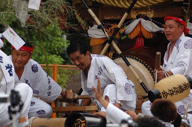 だんじり祭り（尼崎・貴船神社）20050802_d0020775_220845.jpg