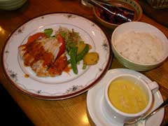 カフェ・レストラン 「ファンタジー」_b0054727_036617.jpg