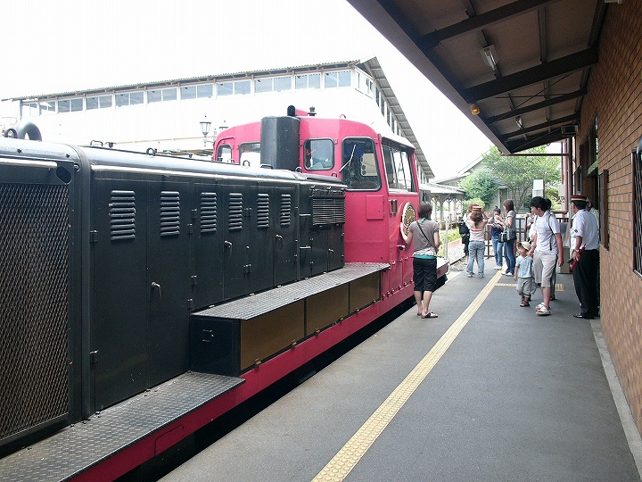 嵐山からトロッコ列車に乗って_e0000746_959104.jpg