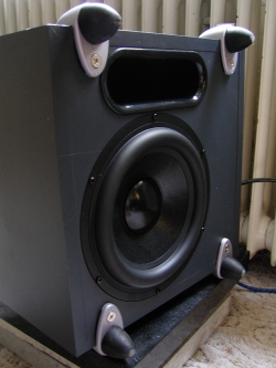 KEF PSW2000 -Powered Subwoofer : buckの気ままなblog。