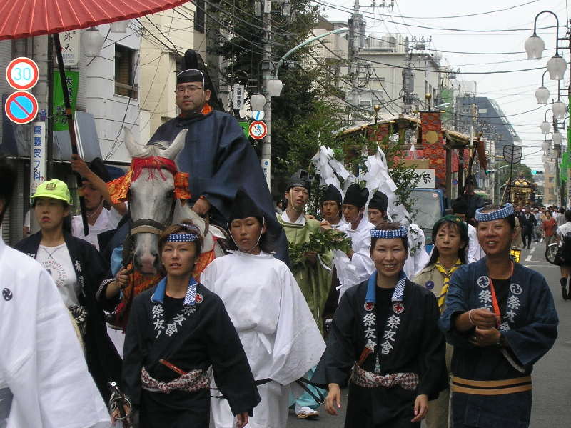 根津神社・神幸祭_e0035646_20465668.jpg