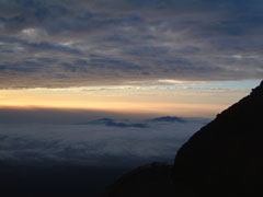 面接なら落ちる山　（いやいや日本最高峰Mt.FUJI）_c0068190_0215722.jpg