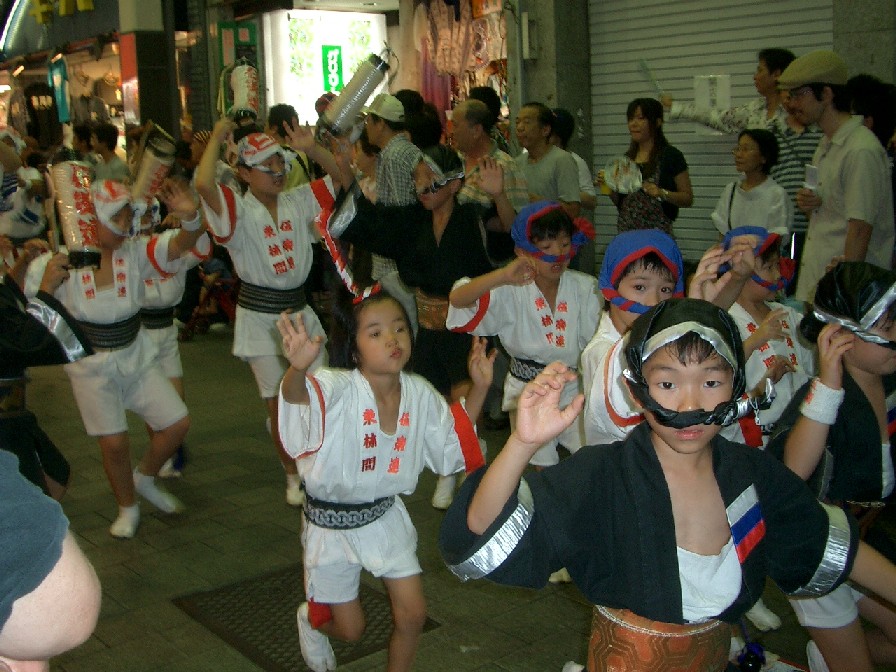 高円寺の阿波踊り_e0010263_1414264.jpg