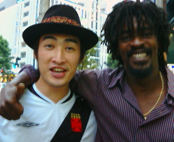 ★Seu Jorge!!!　セウ・ジョルジ日本ツアー：東京_b0032617_331358.jpg