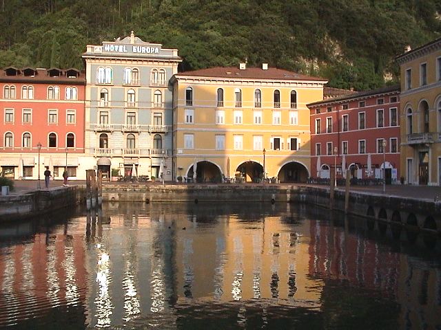 e0003910_23393587.jpg