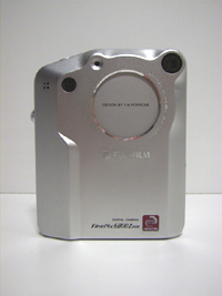 FUJI Fine Pix 6800 Zoom、DESIGNED BY F・A・PORSCHE。_d0056804_21353627.jpg