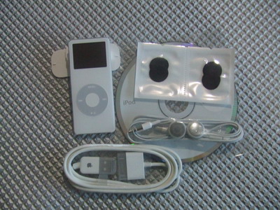 ipod nano 到着_a0002177_21252625.jpg