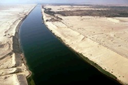 Suez Canal_d0061438_21244343.jpg