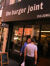 $1ハンバーガーのお店 - The Burger Joint_b0007805_911084.jpg
