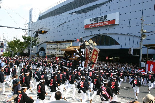 岸和田だんじり祭り(その２)_a0003609_6444436.jpg